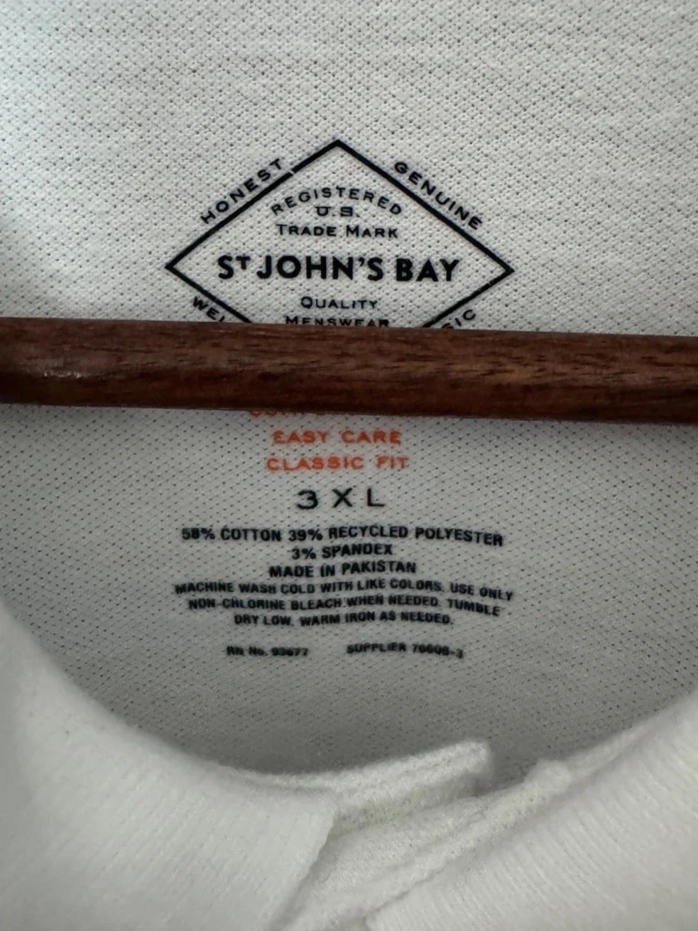 St. John's Bay white polo shirt Size 3XL in EUC